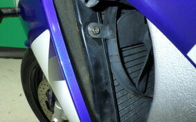 YAMAHA YZF-R1 2001 RN04