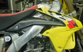 SUZUKI RM-Z250