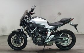 YAMAHA MT-07 2015 RM07J