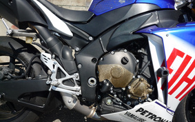 YAMAHA YZF-R1 2010 RN23