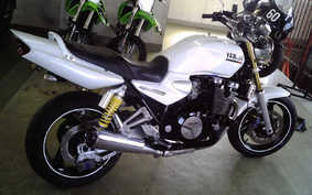 YAMAHA XJR1300 2002 RP03J