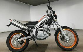 YAMAHA TRICKER DG16J