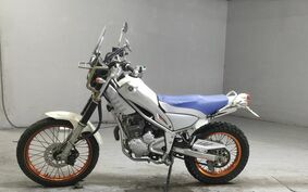 YAMAHA TRICKER DG16J