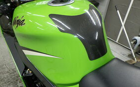 KAWASAKI NINJA ZX-7R 2001 ZX750P