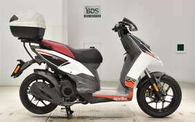 APRILIA SR125 MOTARD M703