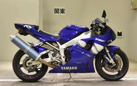 YAMAHA YZF-R1 2000 RN041