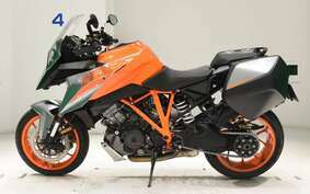 KTM 1290 SUPER DUKE GT 2022