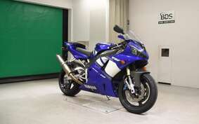 YAMAHA YZF-R1 2002 RN041