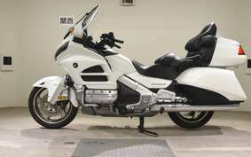 HONDA GL 1800 GOLD WING 2012 SC68