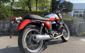 MOTO GUZZI V7 SPECIAL 2015