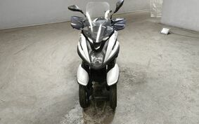 YAMAHA TRICITY 125 SE82J