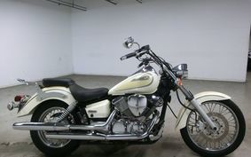 YAMAHA DRAGSTAR 250 2002 VG02J