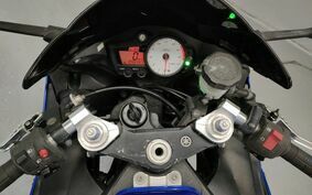 YAMAHA YZF-R6 2003 RJ05