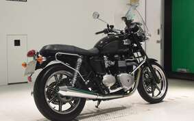 TRIUMPH BONNEVILLE SE 2010