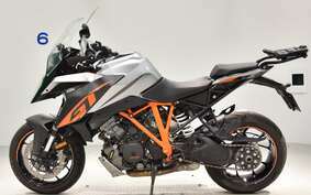 KTM 1290 SUPER DUKE GT 2019 V6940