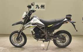 KAWASAKI KLX125D TRACKER LX125D