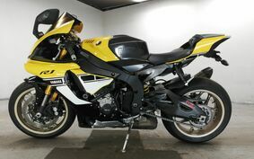 YAMAHA YZF-R1 2016 RN39