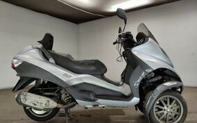 PIAGGIO MP3 250 RL M472