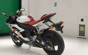 YAMAHA YZF-R6 2008 RJ16