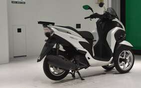 YAMAHA TRICITY 125 SE82J