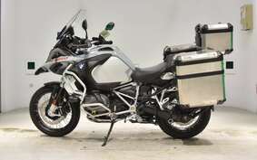 BMW R1250GS ADVENTURE 2021 0M11