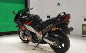 SUZUKI RF900R 2001 GT73A