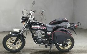 HONDA APE 100 D HC13