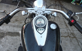 KAWASAKI VULCAN 900 CLASSIC 2011 VN900B