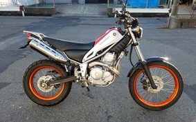 YAMAHA TRICKER DG32J