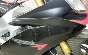 APRILIA RSV4 FACTORY 2010