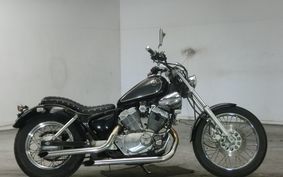 YAMAHA VIRAGO 250 3DM