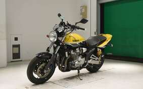 YAMAHA XJR1300 2001