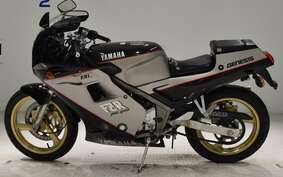 YAMAHA FZR250 2KR