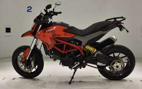 DUCATI HYPERMOTARD 820 2015