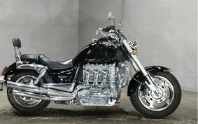 TRIUMPH ROCKET III 2005 LC1035