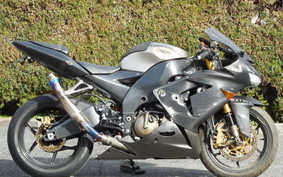 KAWASAKI ZX 10 NINJA R 2005 ZXT00C