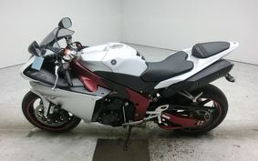 YAMAHA YZF-R1 Fi 2010 RN24J