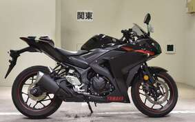 YAMAHA YZF-R25 A RG10J